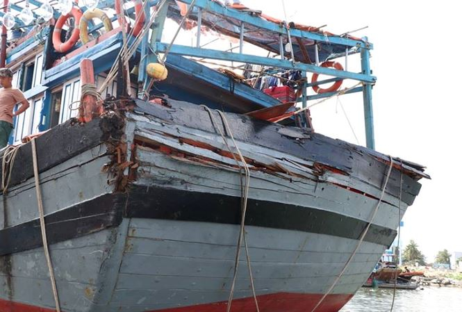 T&agrave;u c&aacute; Quảng Nam v&ocirc; cớ bị tấn c&ocirc;ng ở Ho&agrave;ng Sa