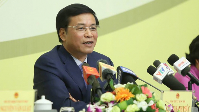 Tổng thư k&yacute; Quốc hội Nguyễn Hạnh Ph&uacute;c trả lời b&aacute;o ch&iacute; tại cuộc họp b&aacute;o - Ảnh: Quang Ph&uacute;c