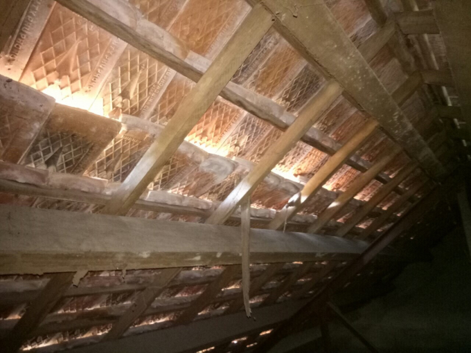 Hệ thống đ&ograve;n tay mục n&aacute;t.