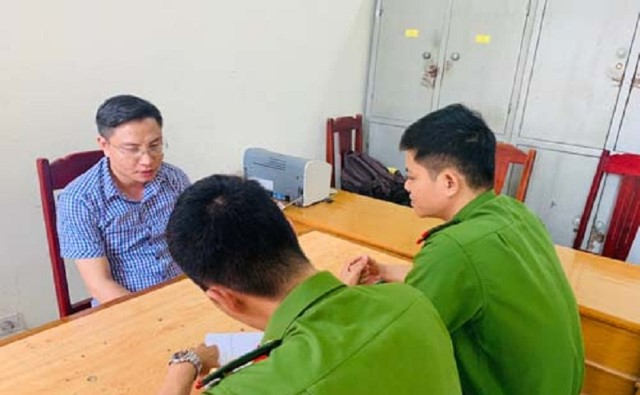 Hiện Ng&ocirc; Văn Kh&iacute;ch đang cộng t&aacute;c cho một chuy&ecirc;n trang thuộc của một tờ b&aacute;o Trung ương.