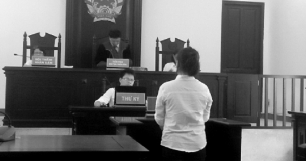 Nữ giáo viên "tàn đời" vì nghề tay trái "buôn tiền" nghiệt ngã