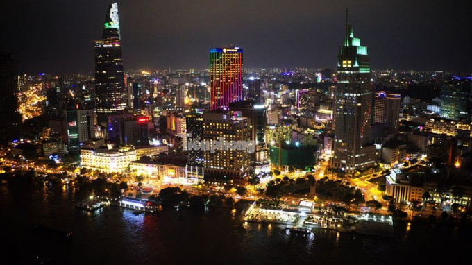 To&agrave;n cảnh trung t&acirc;m TPHCM về đ&ecirc;m.