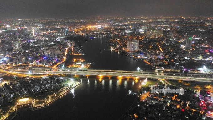 Cầu S&agrave;i G&ograve;n nh&igrave;n từ tr&ecirc;n cao.