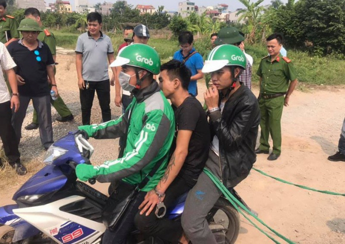 Công an thực nghiệm lại hiện trường vụ nam sinh chạy Grab bị giết hại, cướp xe  Exciter.