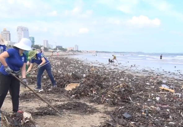 2E222FD0-F1CE-4616-8210-756BEABD8979