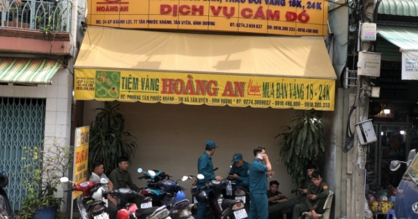 Điều tra vụ trộm hàng trăm cây vàng trong đêm tại Bình Dương