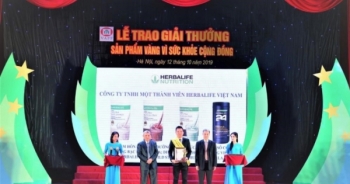 Herbalife Việt Nam nhận giải thưởng “Sản phẩm vàng vì sức khỏe cộng đồng” năm 2019