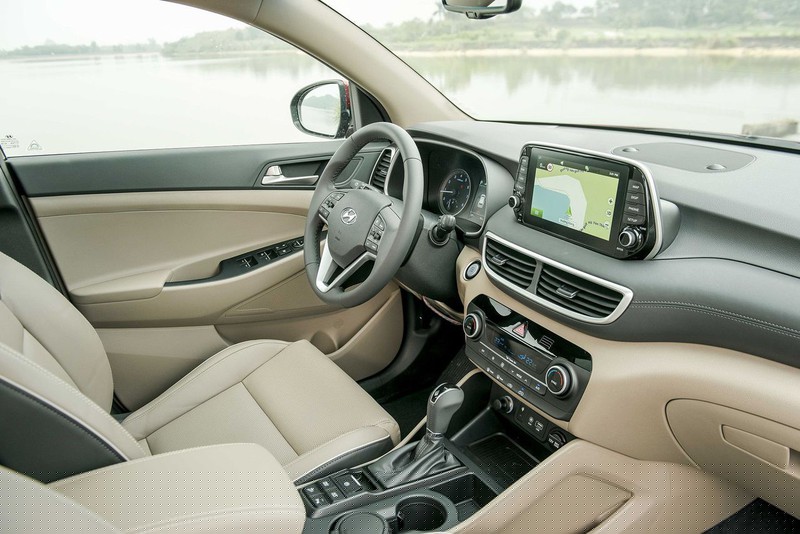 Giá lăn bánh 1 tỷ chọn Nissan X-Trail 2019 hay Hyundai Tucson 2019?