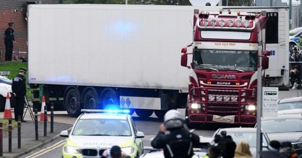 Tại sao 39 người phải chui vào "quan tài" lạnh tới -25độ và để trốn tránh điều gì?