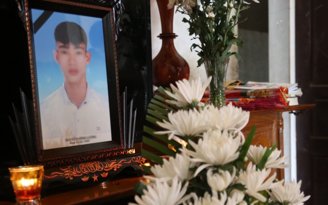 Vụ 39 thi thể trong container: Cuộc gọi ám ảnh… nhờ vợ bảo bố mẹ thắp hương