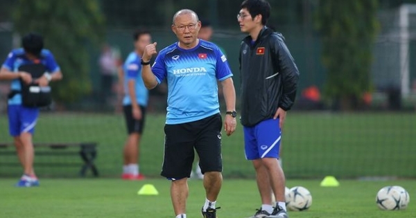 HLV Park Hang Seo: "Ông Nishino nên xem lại học trò đã chơi đẹp hay chưa"