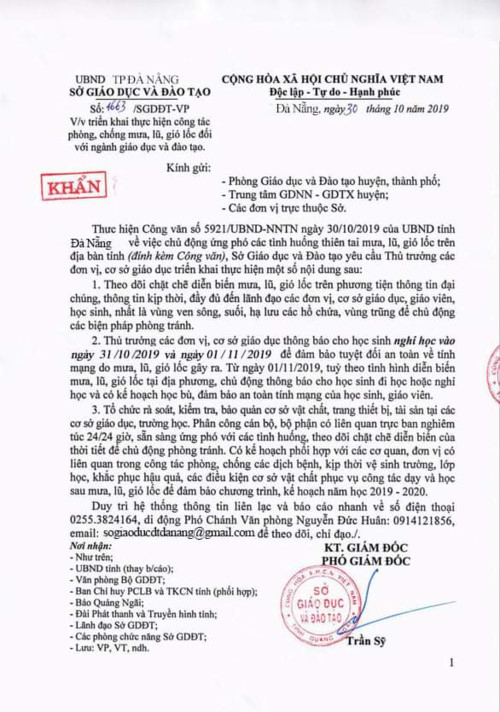 Văn bản giả mạo công văn Sở GD&amp;amp;ĐT TP Đà Nẵng, nhưng dấu treo lại của Sở GD&amp;amp;ĐT tỉnh Quảng Ngãi.