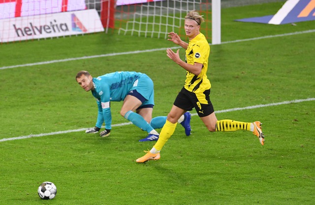 và gỡ hòa 2-2 cho Dortmund