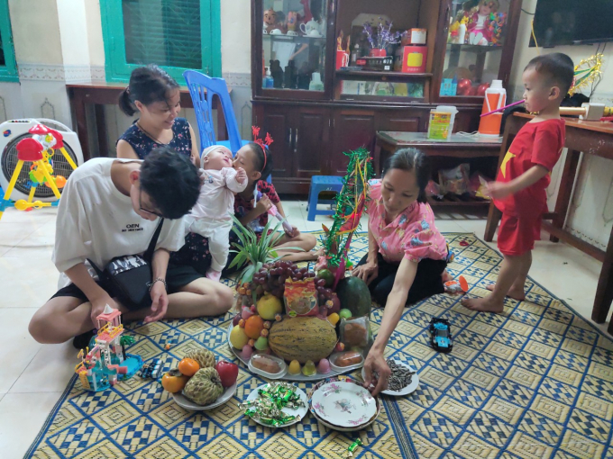 z2104672645208_33a85625a433712e3b2e370da2eaf319