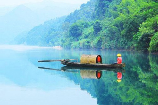 Y&ecirc;u một người kh&ocirc;ng y&ecirc;u, tựa như chờ đợi một chiếc thuyền ở s&acirc;n bay.