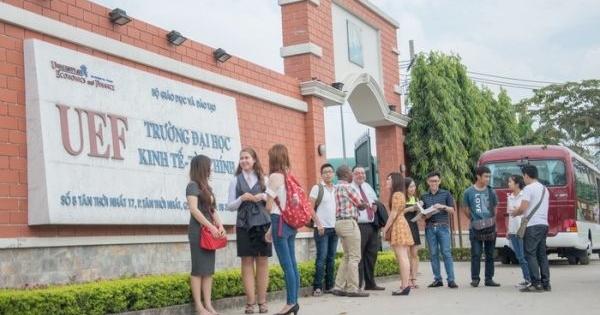 Điểm chuẩn Trường Đại học Kinh tế Tài chính TP HCM
