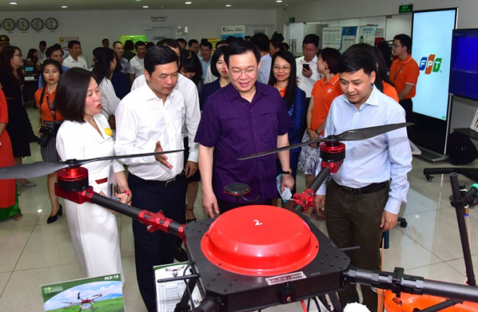 bi-thu-thanh-uy-ha-noi-vuon_ryhh