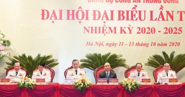 Thủ tướng Nguyễn Xuân Phúc chỉ đạo Đại hội Đảng bộ Công an Trung ương