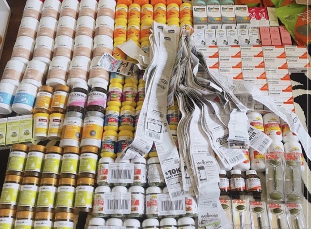 Dân buôn tìm mọi cách để lách luật để bán hàng xách tay