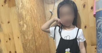 Bé gái tử vong do học theo trò thắt cổ trên Youtube