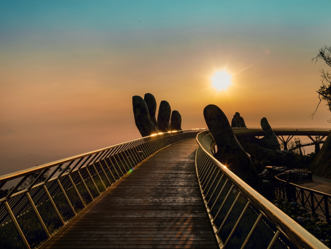 Cầu Vàng tại Sun World Ba Na Hills.