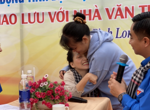 Thiên thần 6 chân “mách” 800 học sinh cách “thương lượng” để thành công