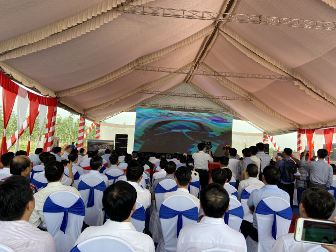 le ban giao mat bang.