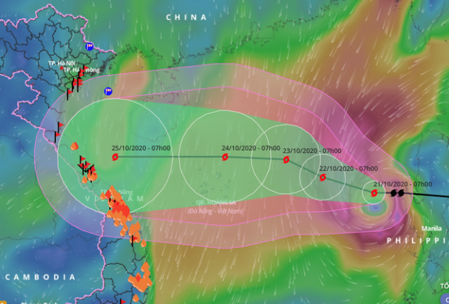 Điều dị thường ở cơn bão số 8 đang tăng cấp độ trên biển Đông
