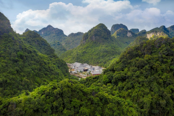 Yoko Onsen Quang Hanh 1