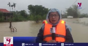 Thừa Thiên - Huế vừa khắc phục hậu quả mưa lũ vừa chống bão