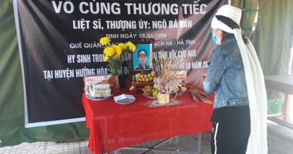 Vợ liệt sỹ nén đau thương chịu tang chồng là chiến sĩ Đoàn 337 tại khu cách ly