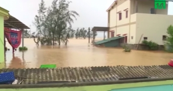 Người dân vùng lũ cần gì lúc này?