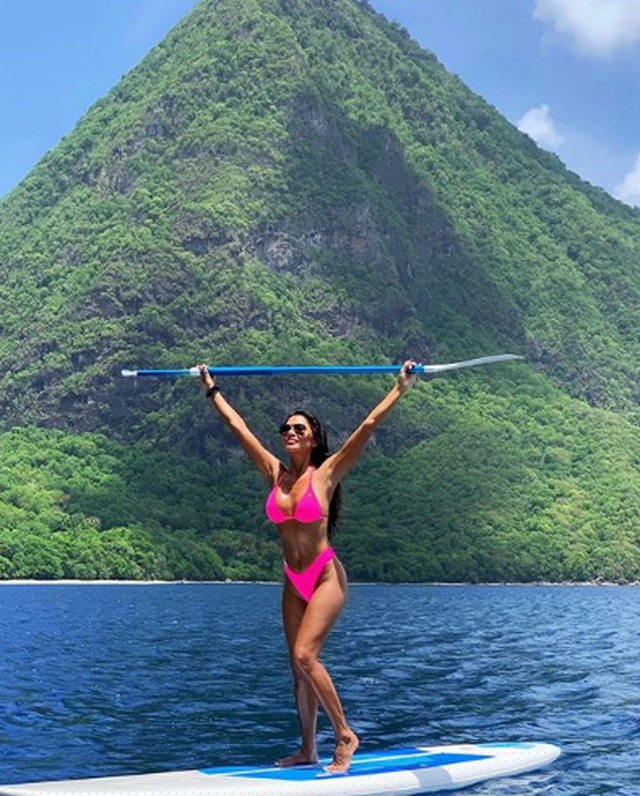 Nicole n&oacute;i, trong qu&aacute; khứ c&ocirc; từng mắc chứng cuồng ăn v&ocirc; độ n&ecirc;n giờ đ&acirc;y, sau khi đ&atilde; điều chỉnh được bản th&acirc;n, c&ocirc; thấy cần việc ăn uống khoa học l&agrave; rất cần thiết 