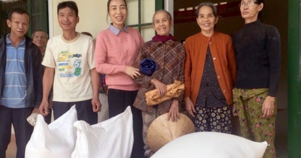 Hàng dự trữ quốc gia đã kịp thời đến với người dân vùng lũ