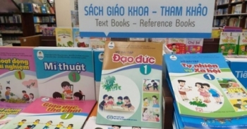Bộ GD&ĐT thừa nhận có tình trạng "ép" phụ huynh "tự nguyện" mua sách tham khảo