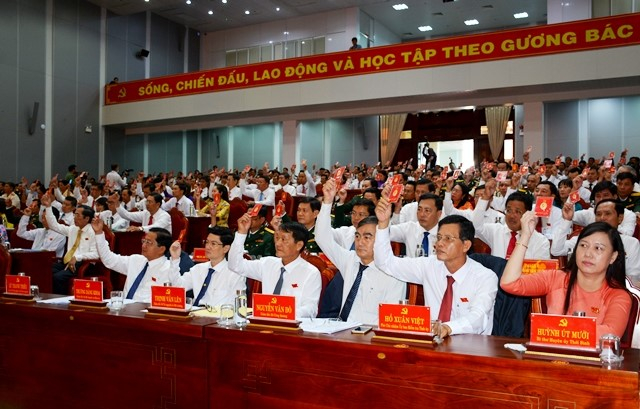 Đại biểu biểu quyết thống nhất các nội dung thông qua tại phiên trù bị.