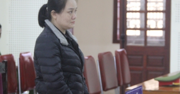 “Nữ quái” giấu ma túy trong băng vệ sinh, gặp công an bỏ ngay xuống đất