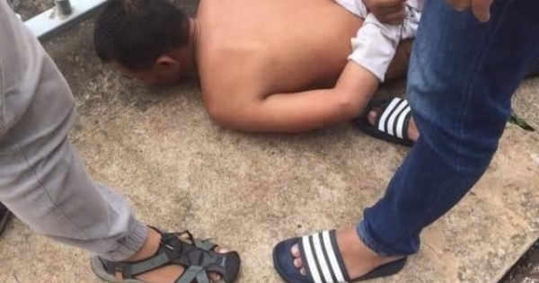 TP HCM: Bắt hai tên trộm xịt hơi cay vào cảnh sát để tẩu thoát