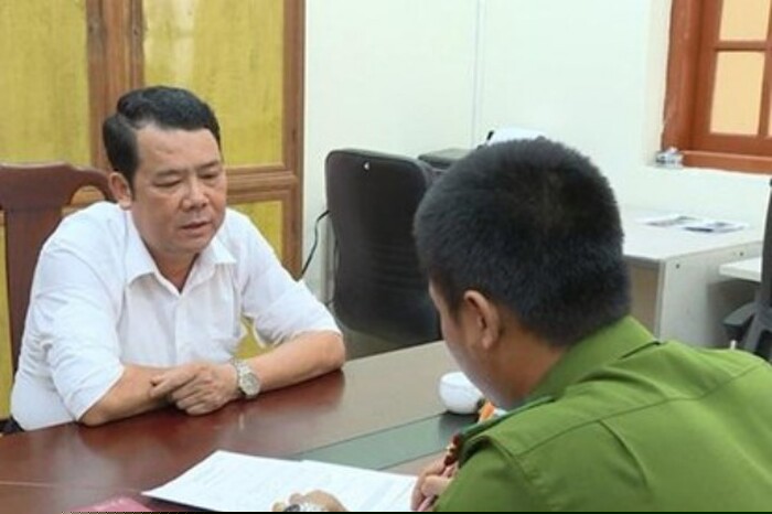 Đối tượng tại cơ quan công an