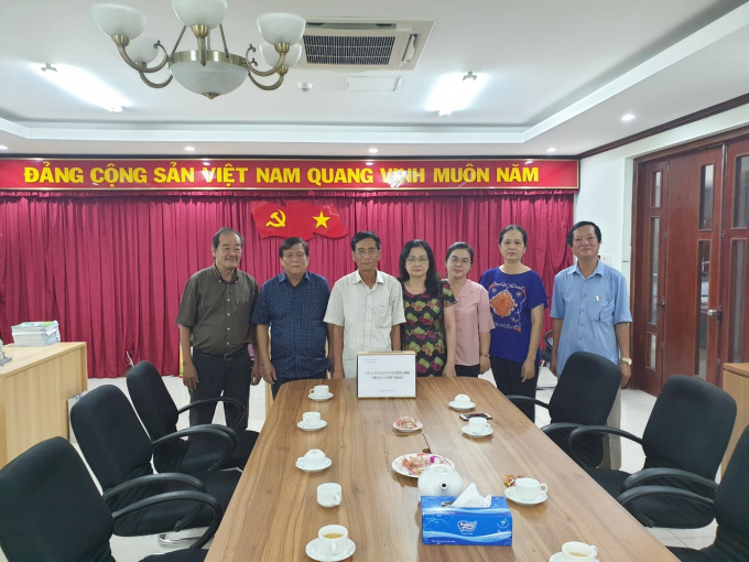 Các cán bộ, nhân viên của Công ty Vepic và các đơn vị trực thuộc 3 miền quyên góp,  ủng hộ các tỉnh miền Trung.