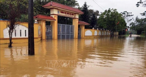 Từ Nghệ An đến Quảng Trị vẫn có mưa rất to