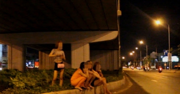 Điều tra việc gái bán dâm chào mời tài xế đường dài ven QL5 ở Hải Dương