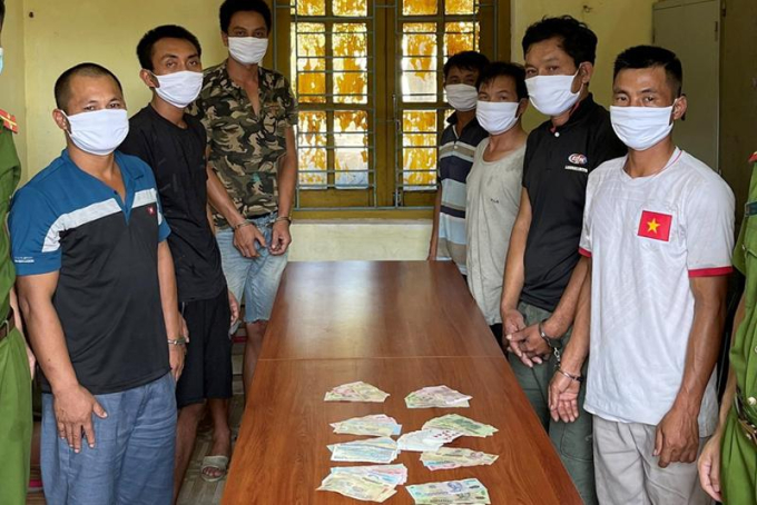 cacdoituongcungtangvat-o-9059 (1)