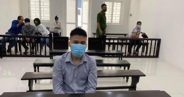 Không thể "nối lại tình xưa", tài xế taxi sát hại người tình bằng 22 nhát dao oan nghiệt