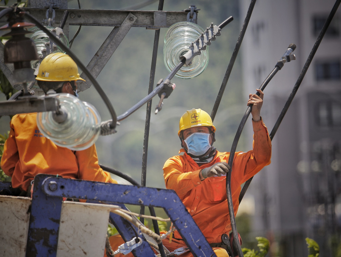 Dam bao cung cap dien mua dich