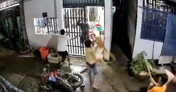 Xông vào nhà chém tử vong vợ chồng gia chủ do mâu thuẫn tình cảm