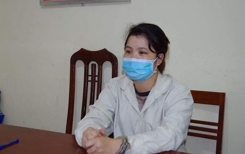 Giả giọng đàn ông, tán tỉnh cô gái "nhẹ dạ cả tin" để chiếm đoạt 4 tỷ đồng