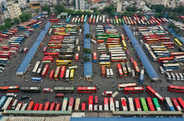 xe-khach-2740-1634001935