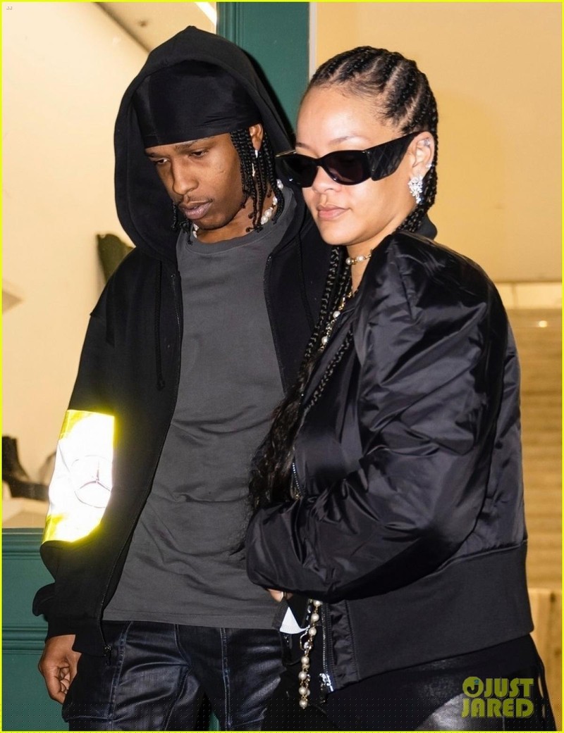 Vẻ ngo&agrave;i c&aacute; t&iacute;nh của Rihanna.