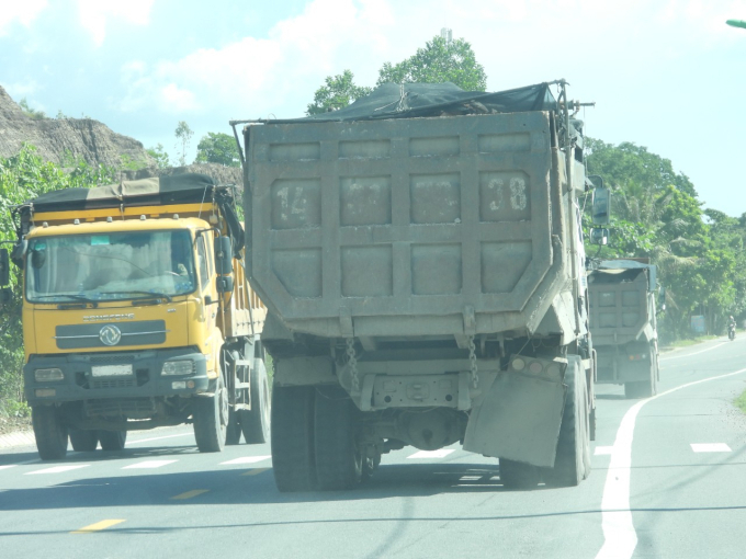 z2798448958646_5a3584a8076ccfb5daebd44bb70133fd-0000-2353